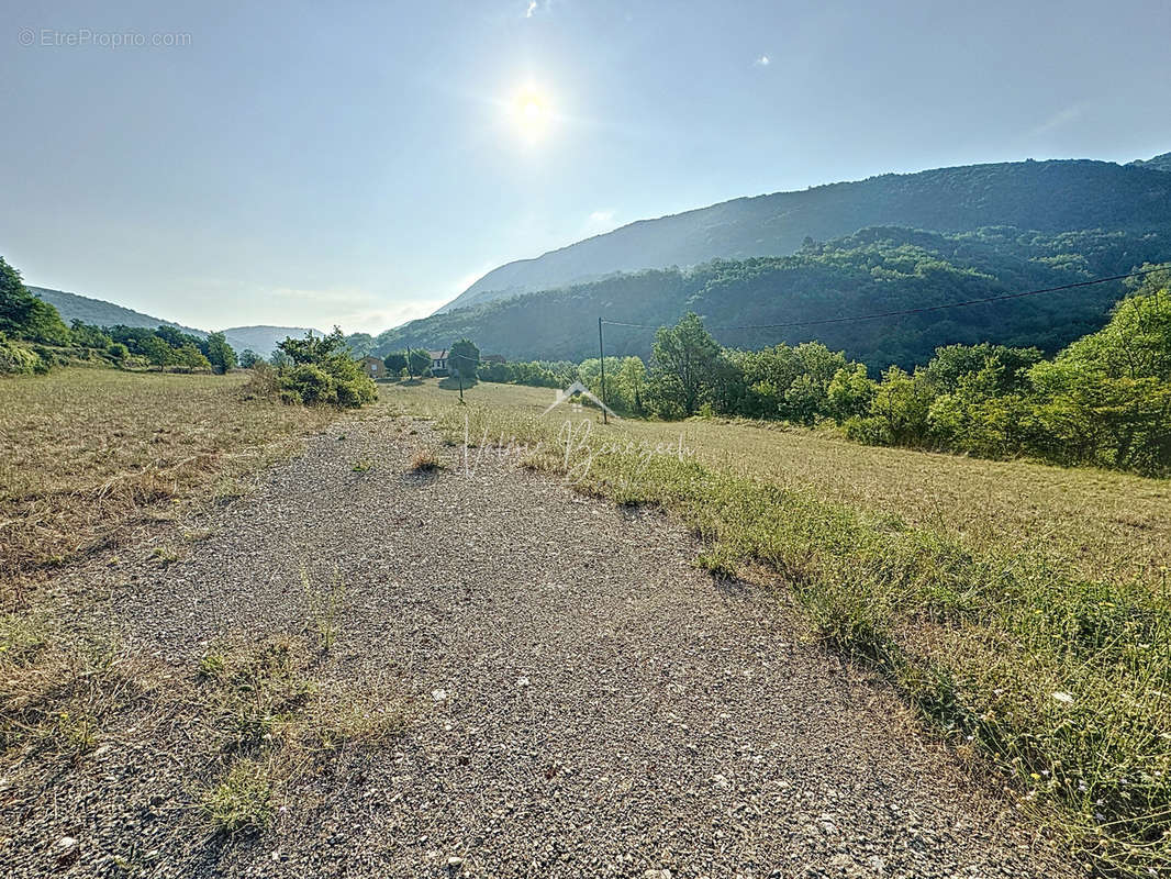 Terrain à SAINT-AFFRIQUE