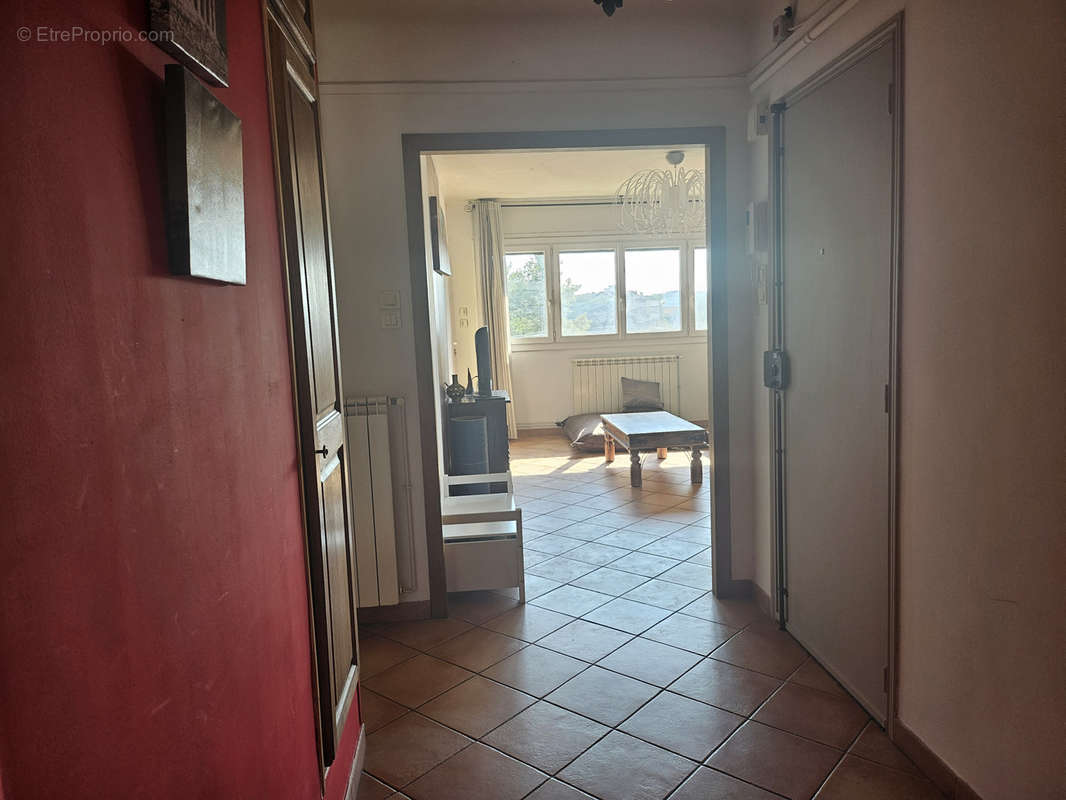 Appartement à MARSEILLE-10E