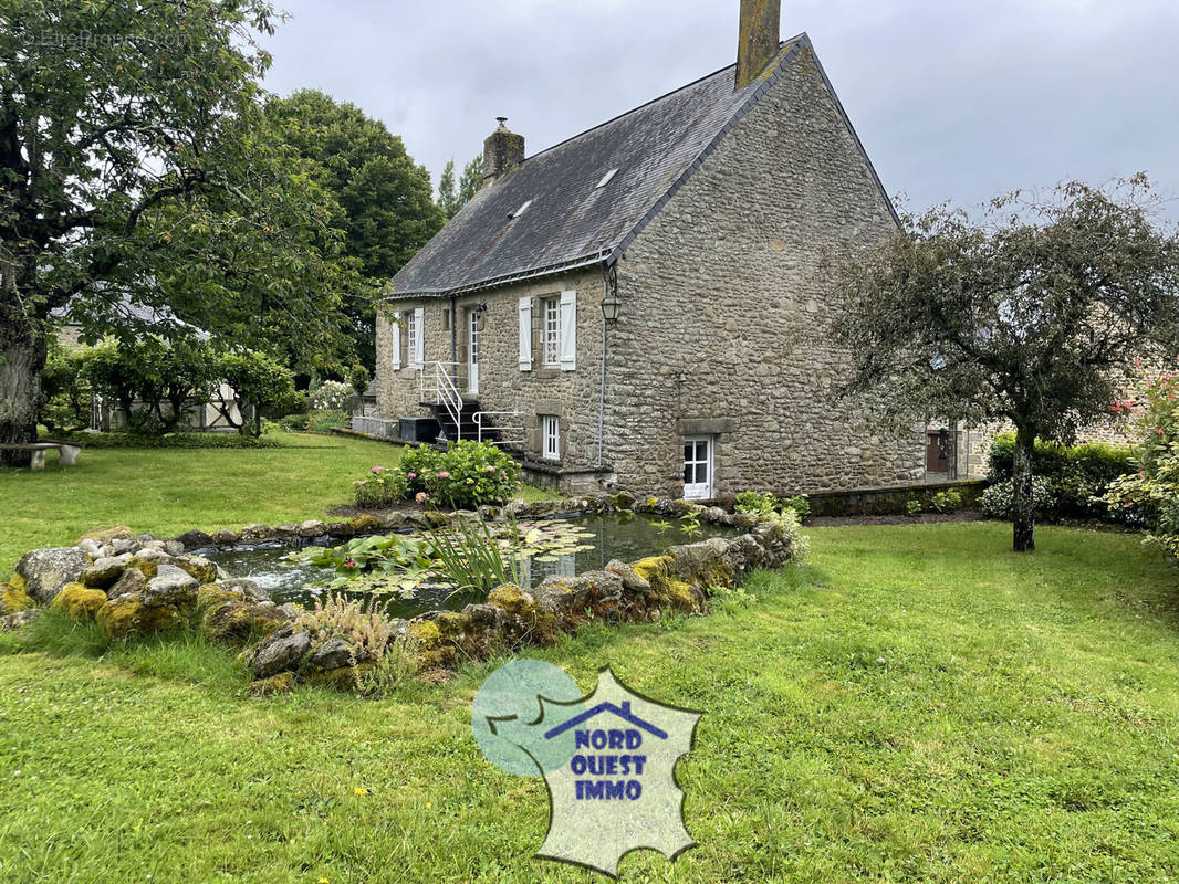 Maison à MAYENNE