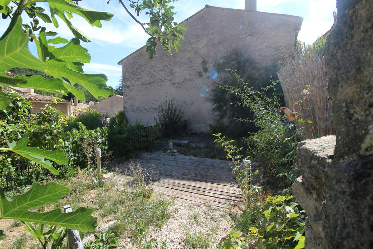 Maison à MONTBRUN-LES-BAINS