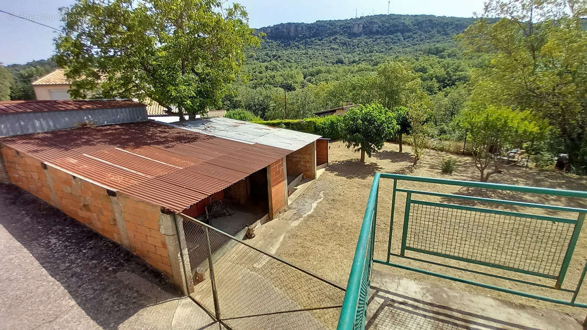 Maison à TAUSSAC-LA-BILLIERE