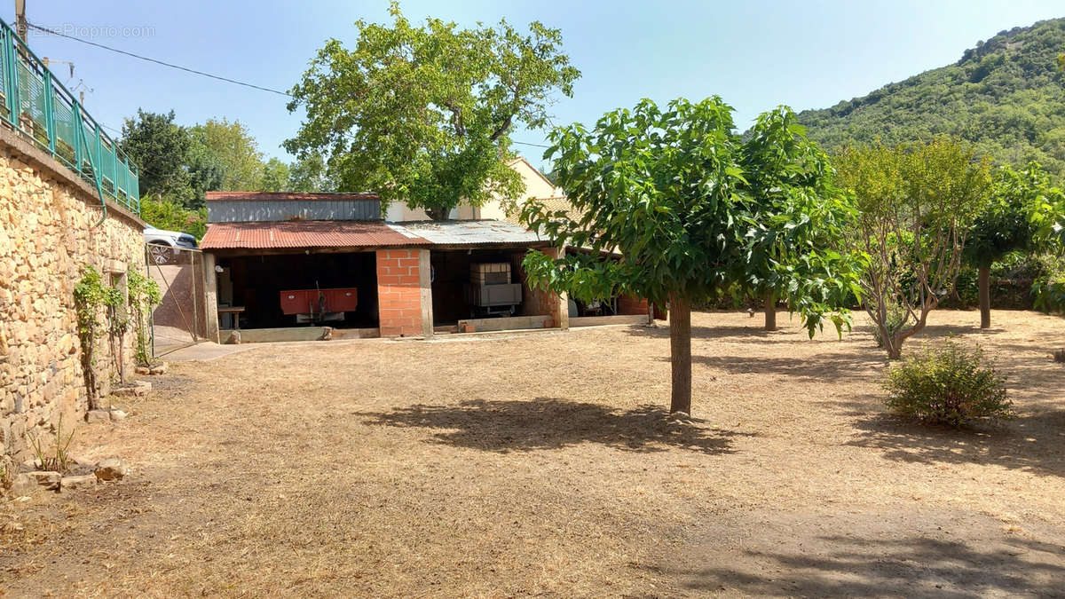 Maison à TAUSSAC-LA-BILLIERE