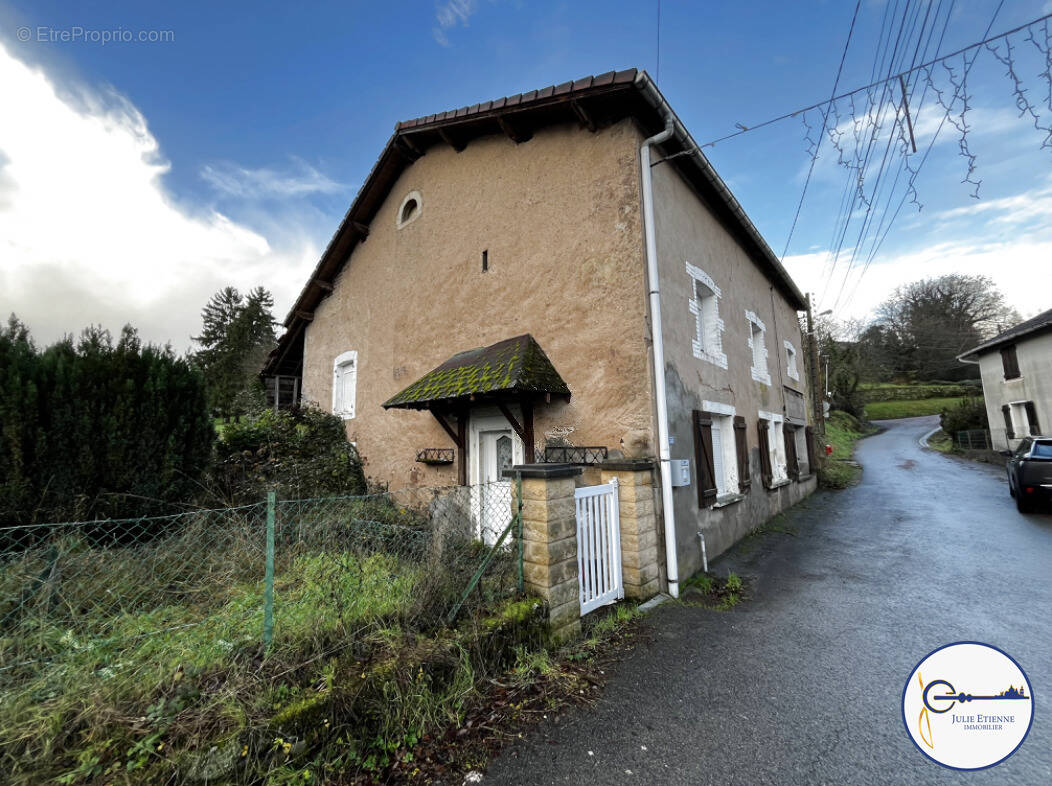 Maison à XERTIGNY