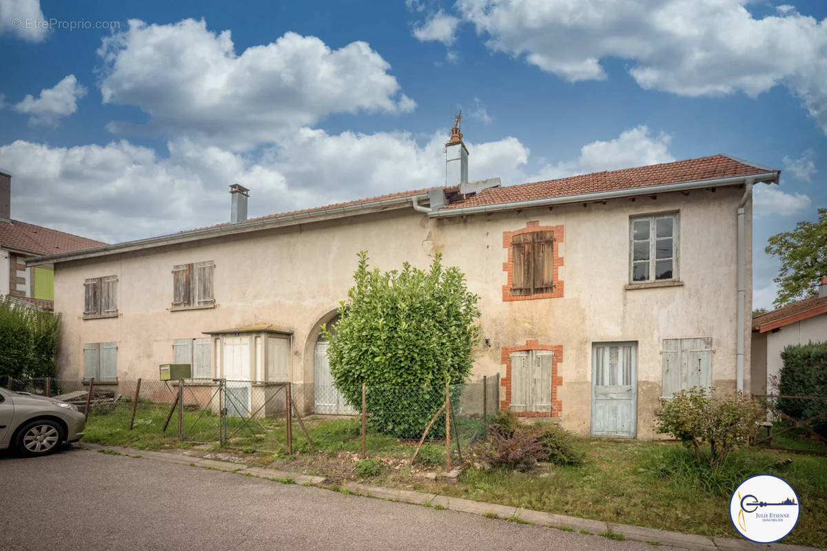 Maison à EPINAL