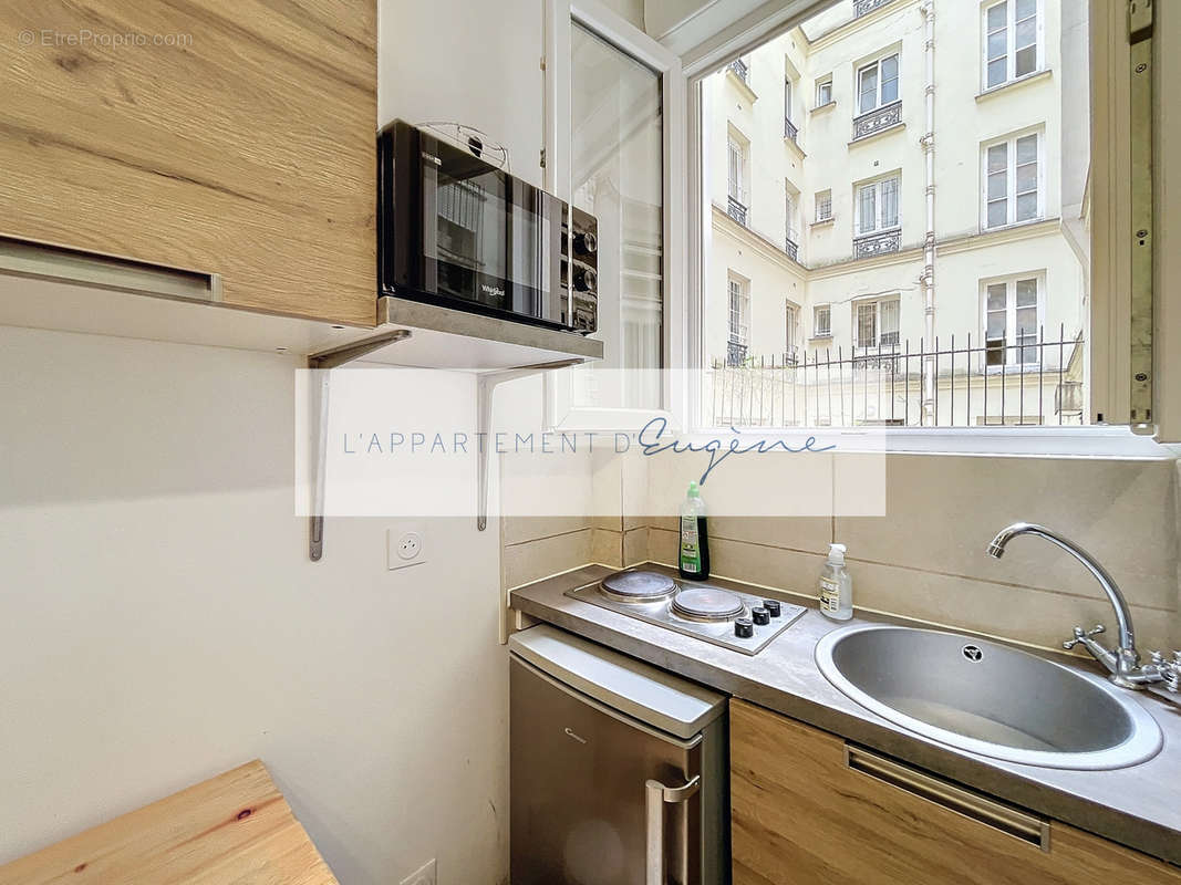 Appartement à PARIS-10E