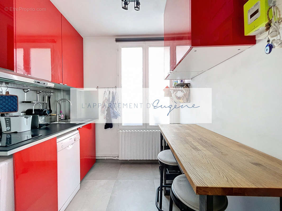 Appartement à PARIS-18E