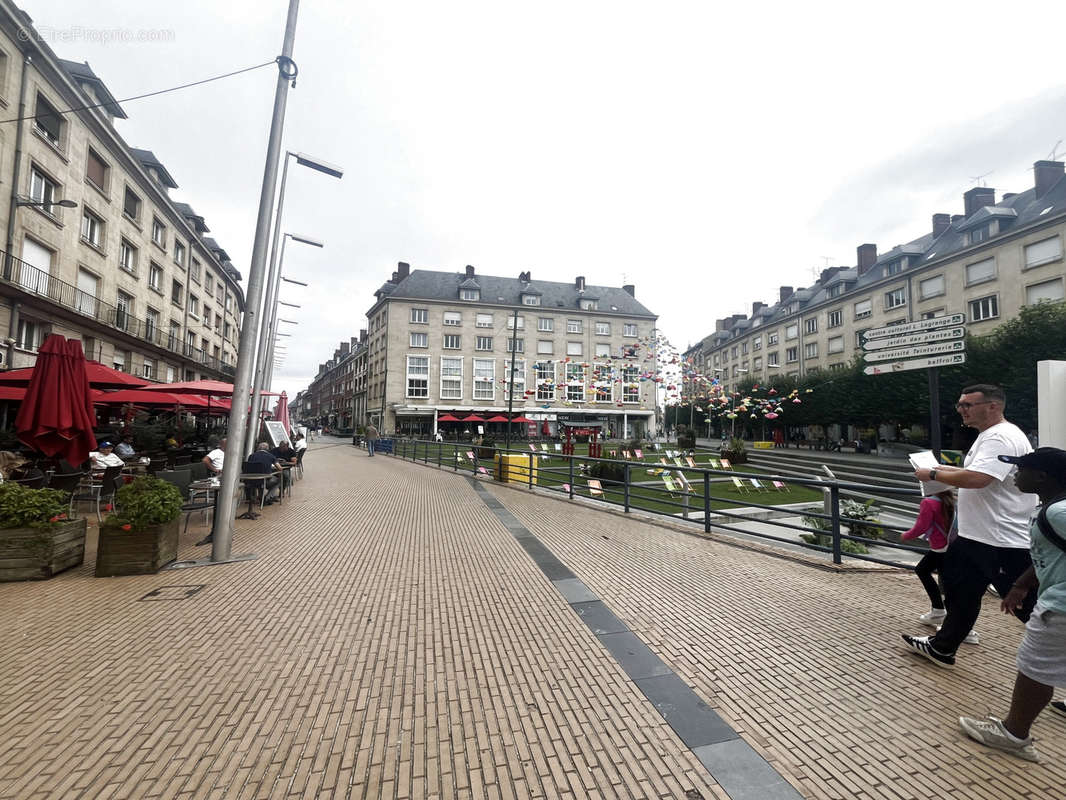 Commerce à AMIENS