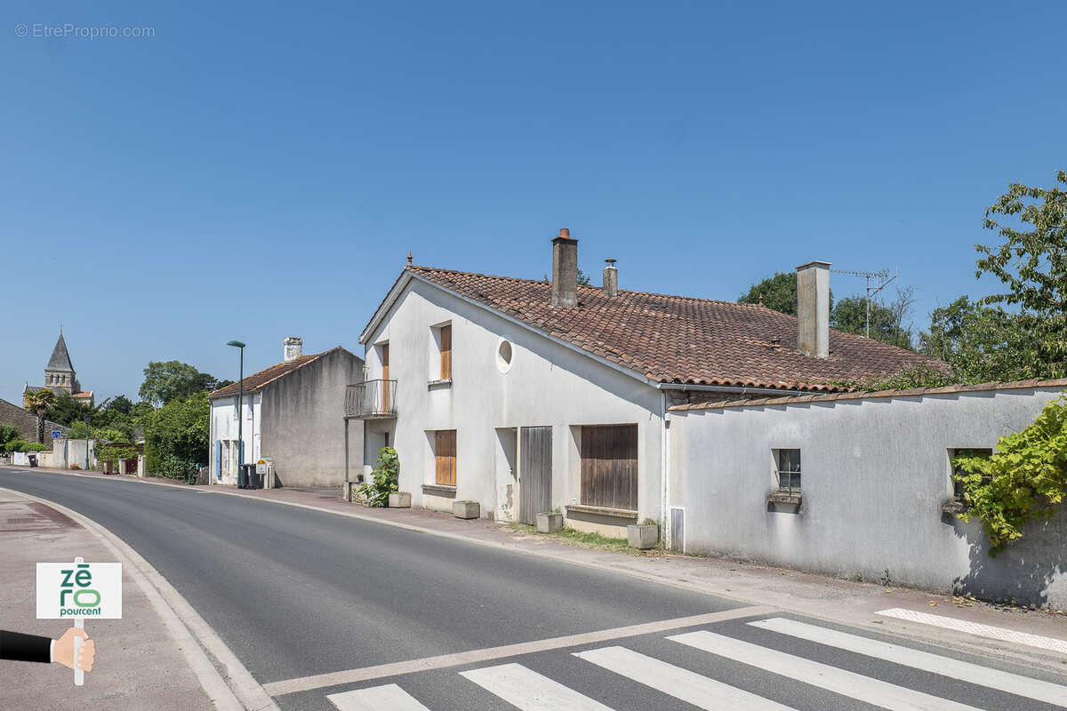 Maison à MAREUIL-SUR-LAY-DISSAIS