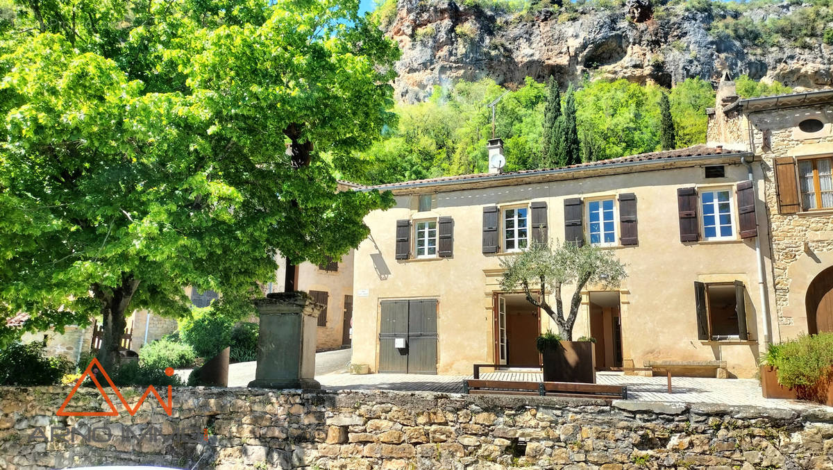 Maison à LARROQUE