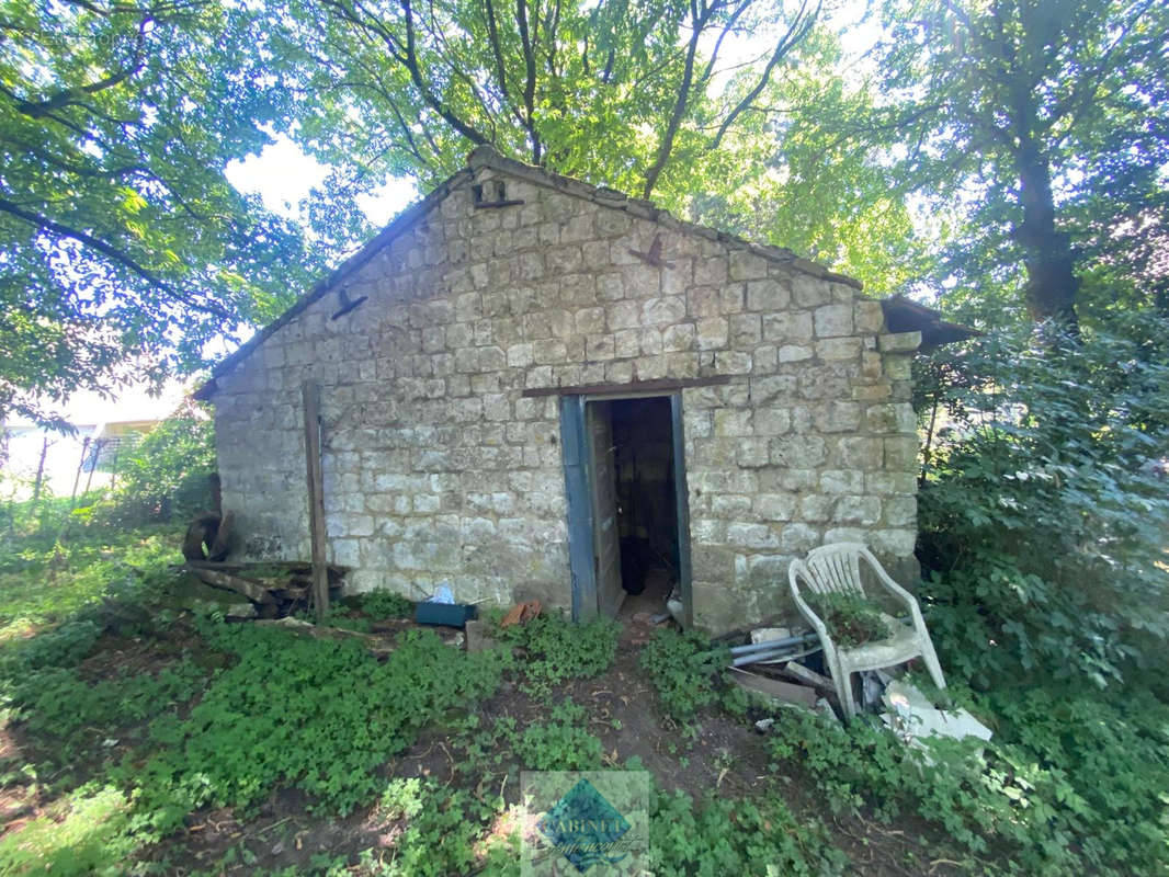 Maison à MOURIEZ