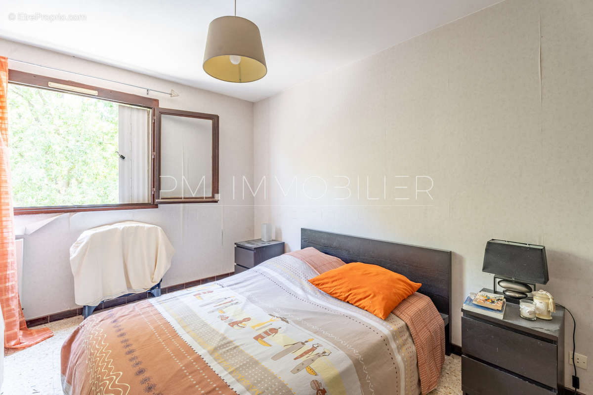 Appartement à MARSEILLE-12E