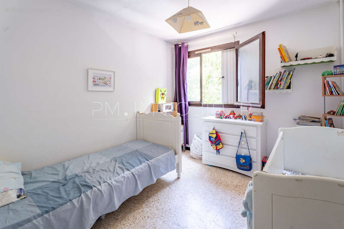 Appartement à MARSEILLE-12E