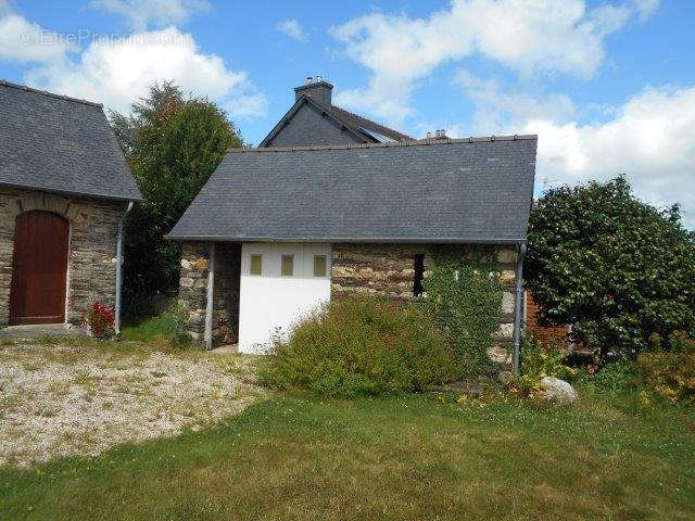 Maison à MUR-DE-BRETAGNE