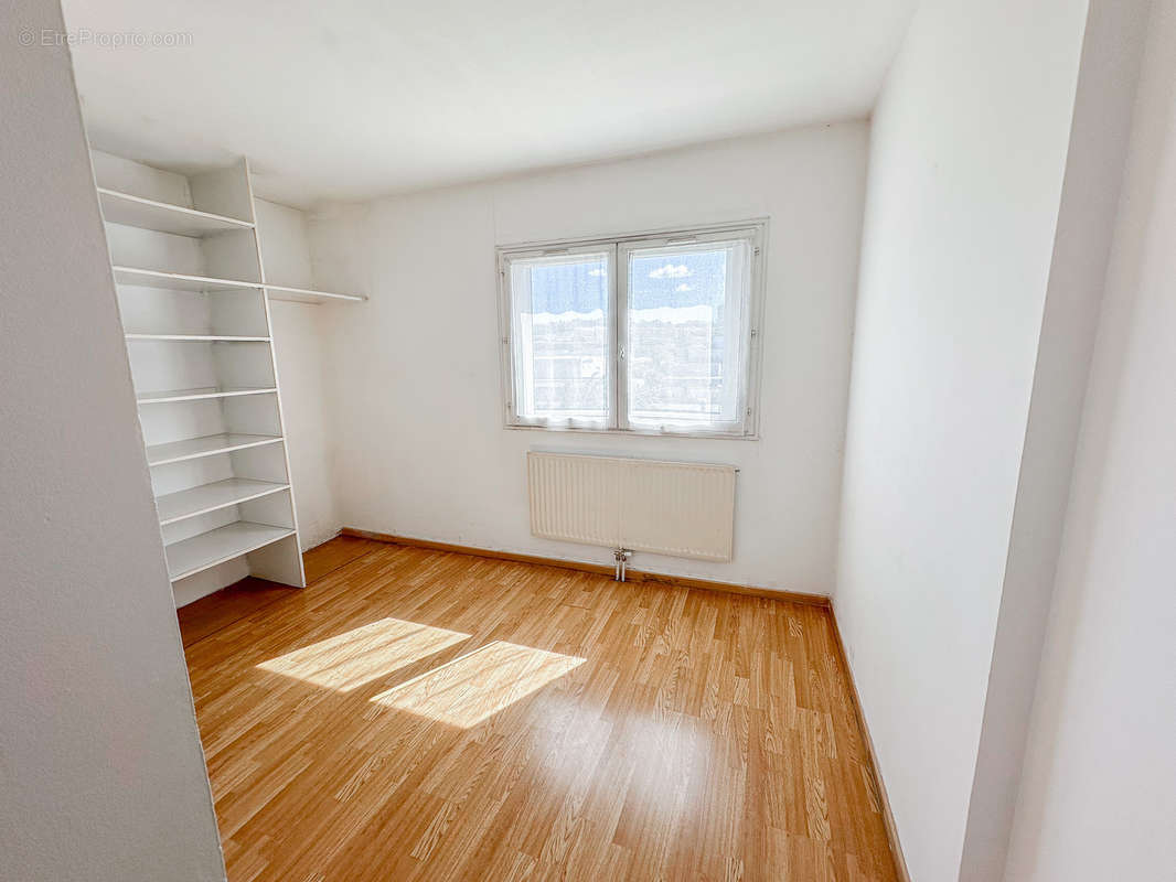 Appartement à MARSEILLE-12E