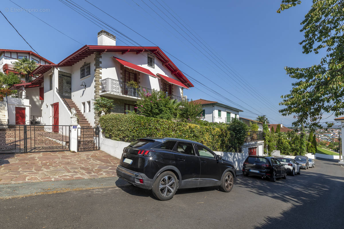 Appartement à CIBOURE