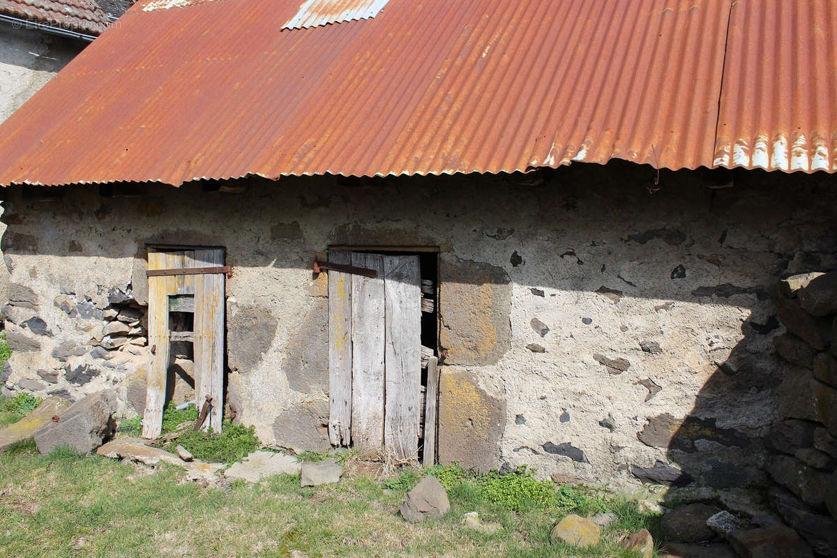 Maison à ANGLARDS-DE-SALERS