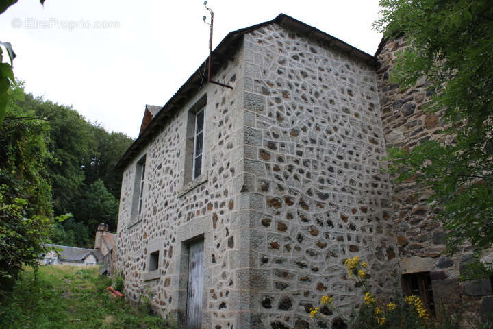 Maison à MARCHASTEL