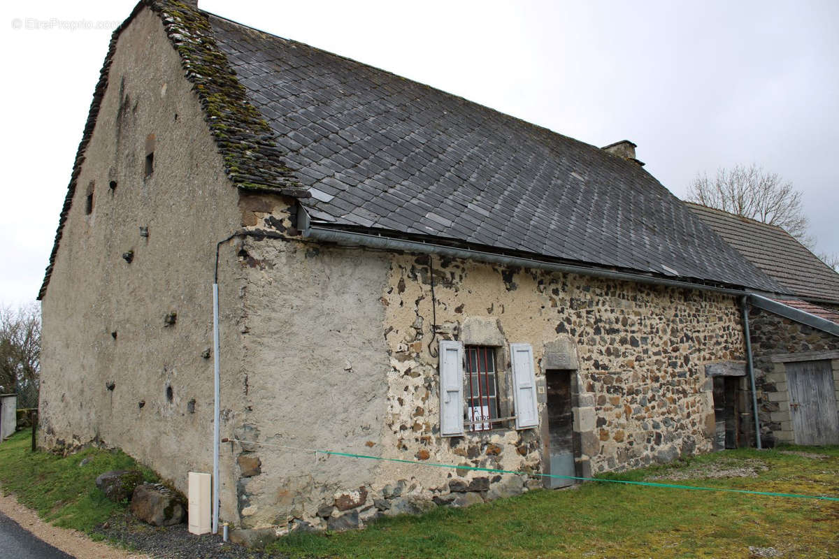 Maison à SAUVAT