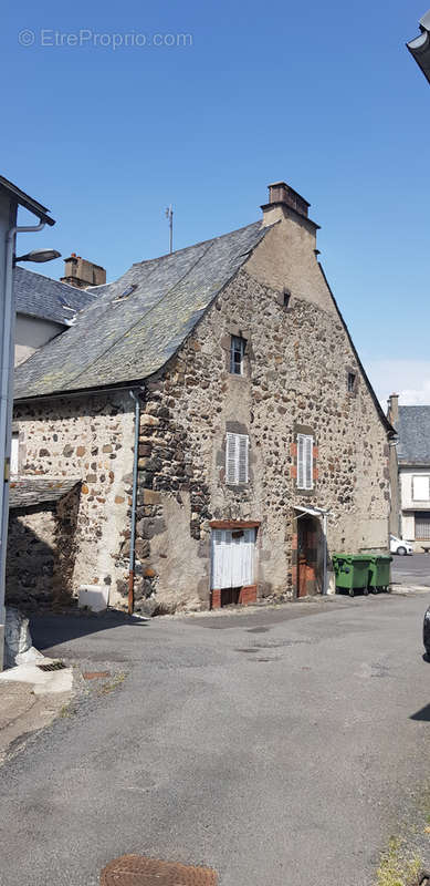 Maison à SAINT-SATURNIN