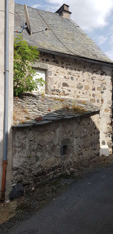 Maison à SAINT-SATURNIN