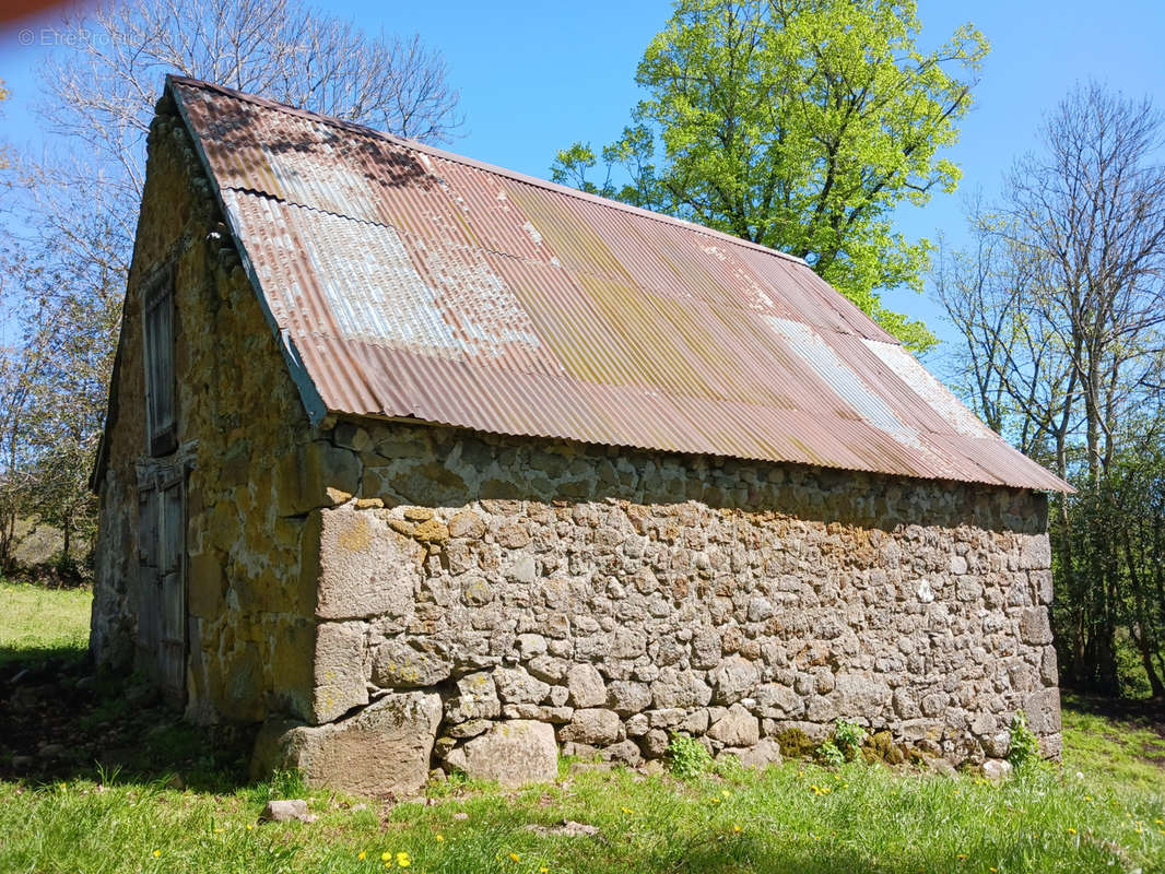 Maison à SAINT-MARTIN-VALMEROUX