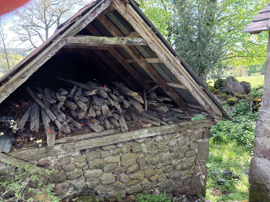 Maison à SAINT-MARTIN-VALMEROUX