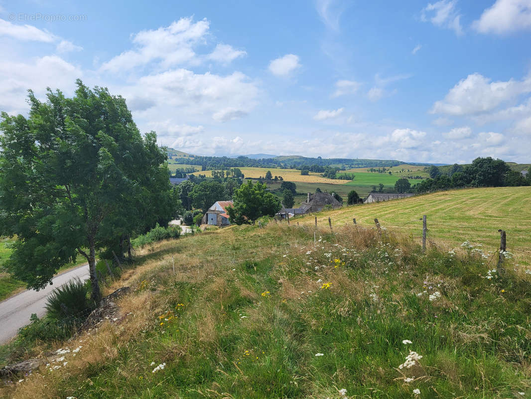 Maison à RIOM-ES-MONTAGNES