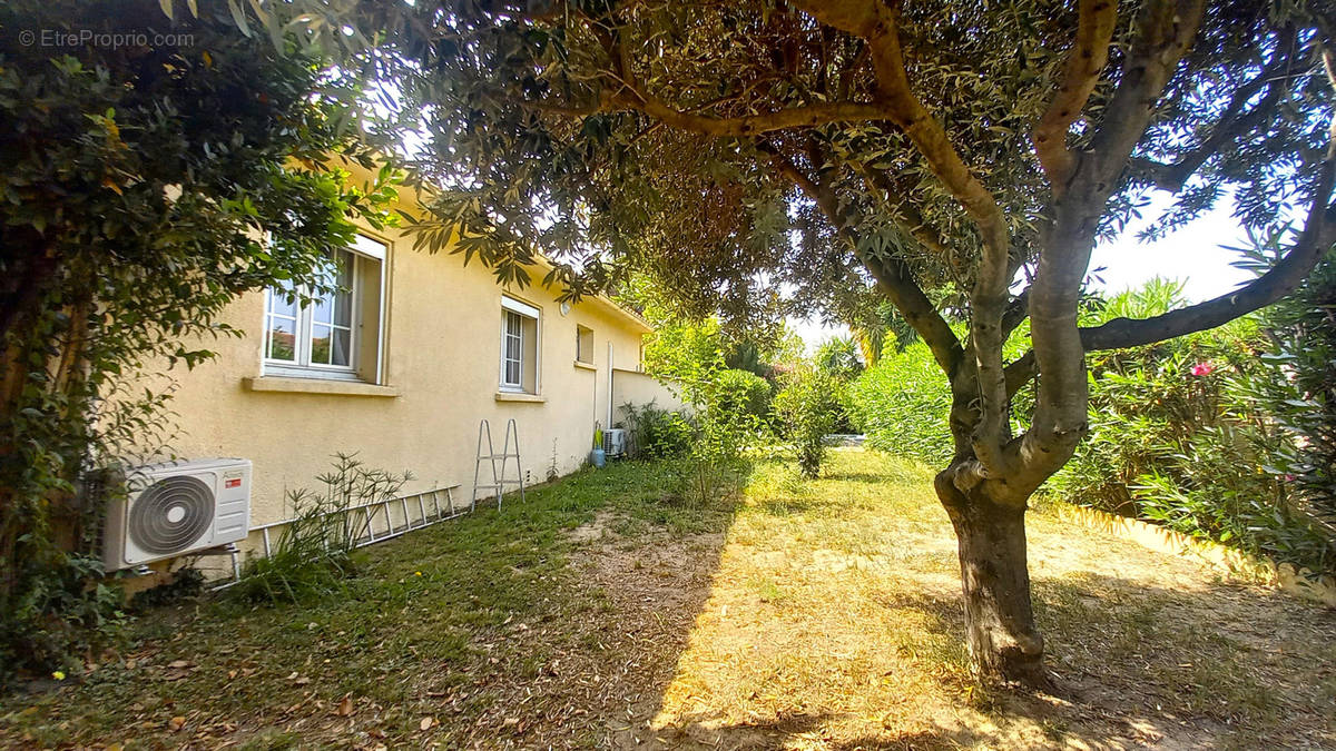 Maison à BAGES