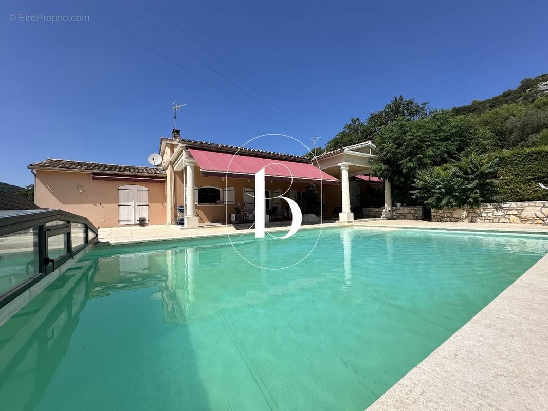 Maison à SAINT-MARTIN-D&#039;ARDECHE