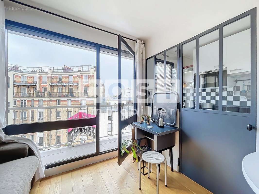 Appartement à PARIS-20E