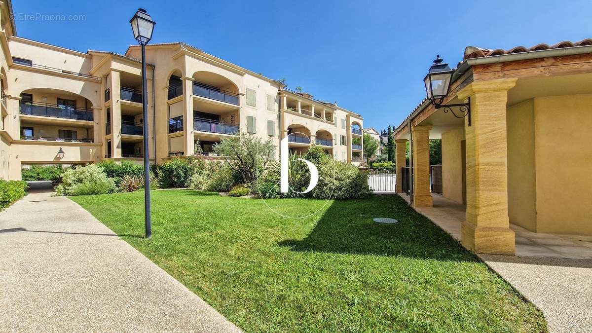 Appartement à UZES