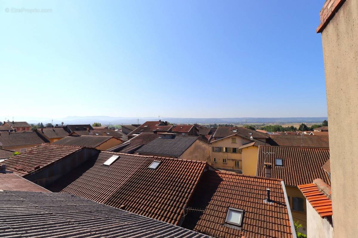 Appartement à LA COTE-SAINT-ANDRE