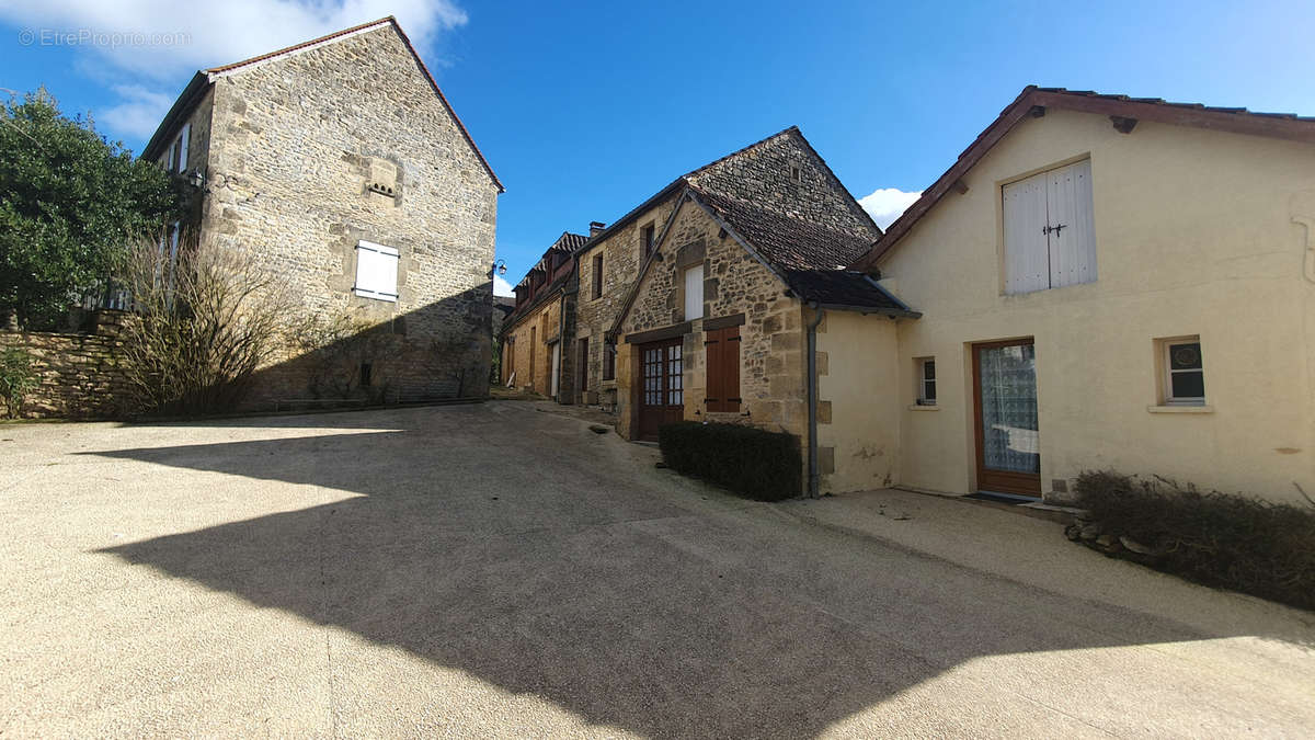 Maison à MARQUAY