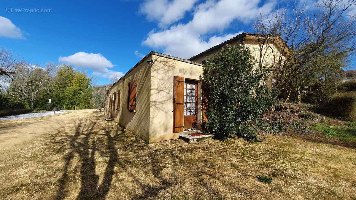 Maison à MARQUAY