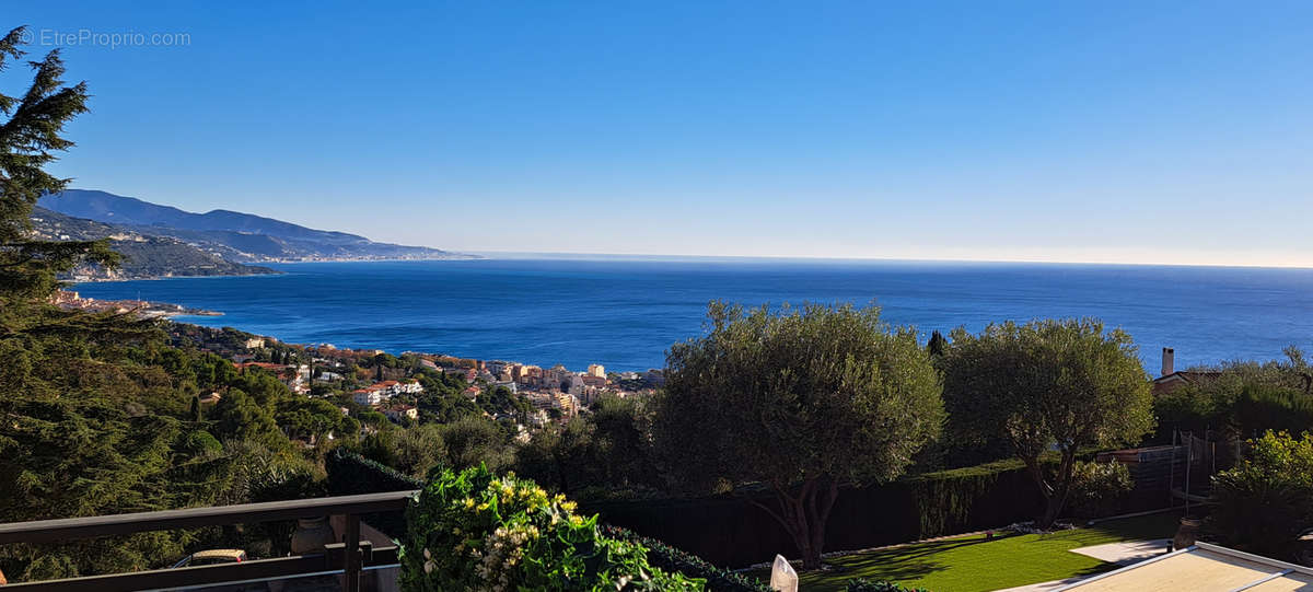 Maison à ROQUEBRUNE-CAP-MARTIN