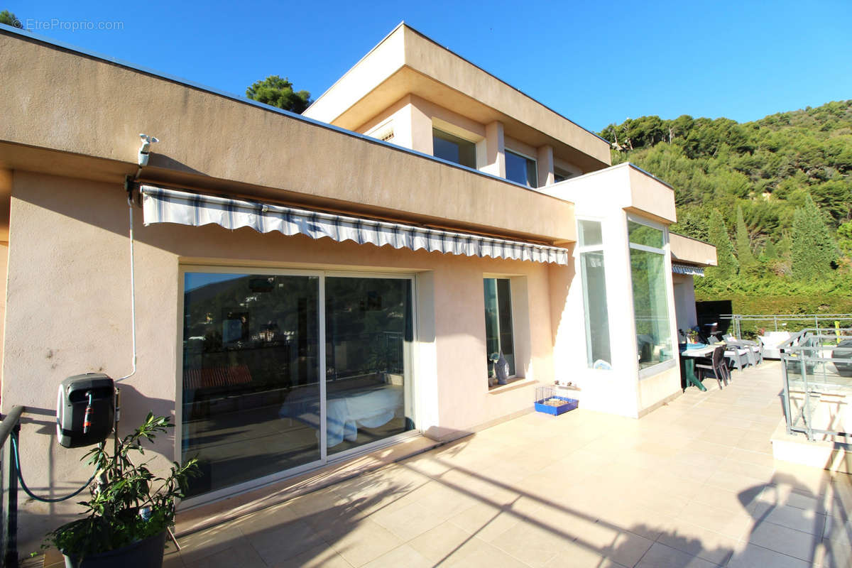 Maison à ROQUEBRUNE-CAP-MARTIN