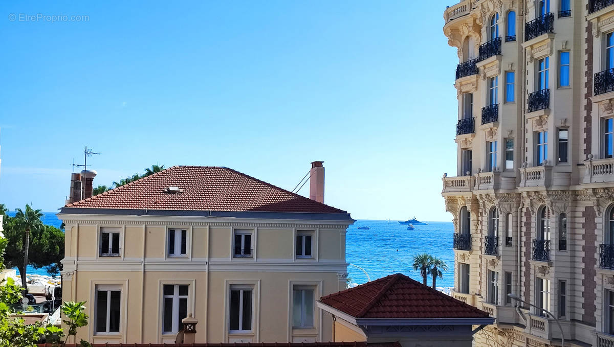 Appartement à CANNES