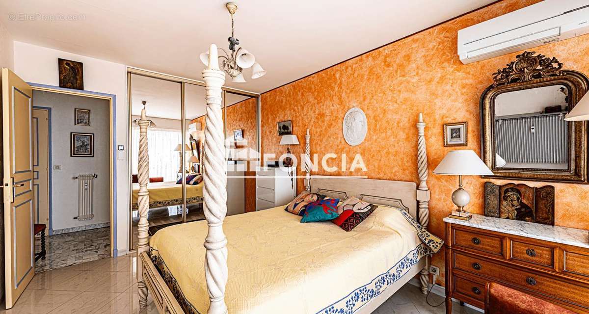 Appartement à MENTON