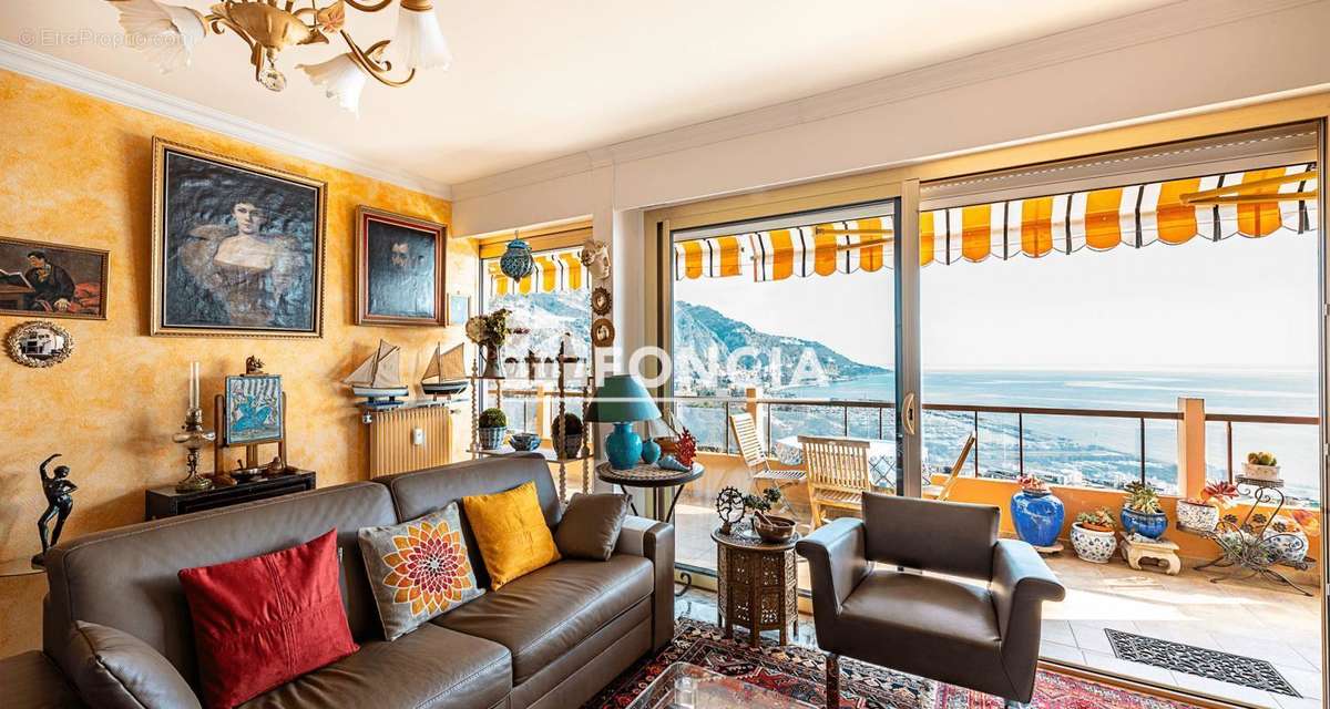 Appartement à MENTON