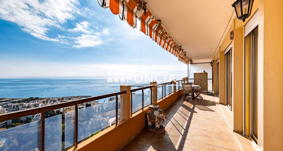 Appartement à MENTON