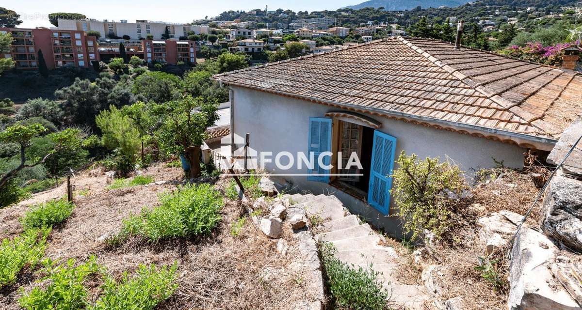 Maison à ROQUEBRUNE-CAP-MARTIN