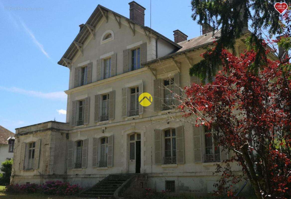 Maison à BLENEAU