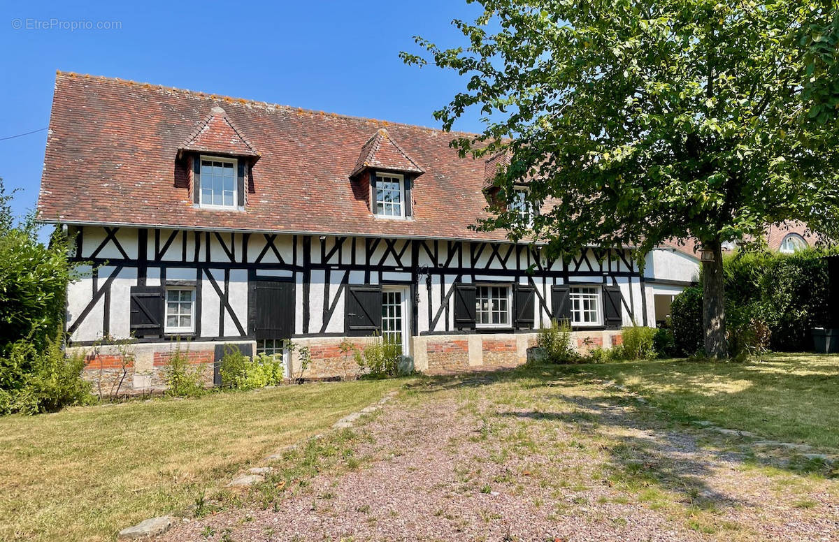 Maison à FAVEROLLES-LA-CAMPAGNE