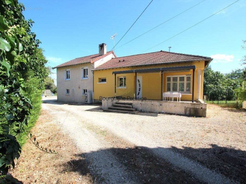 Maison à TOURNUS