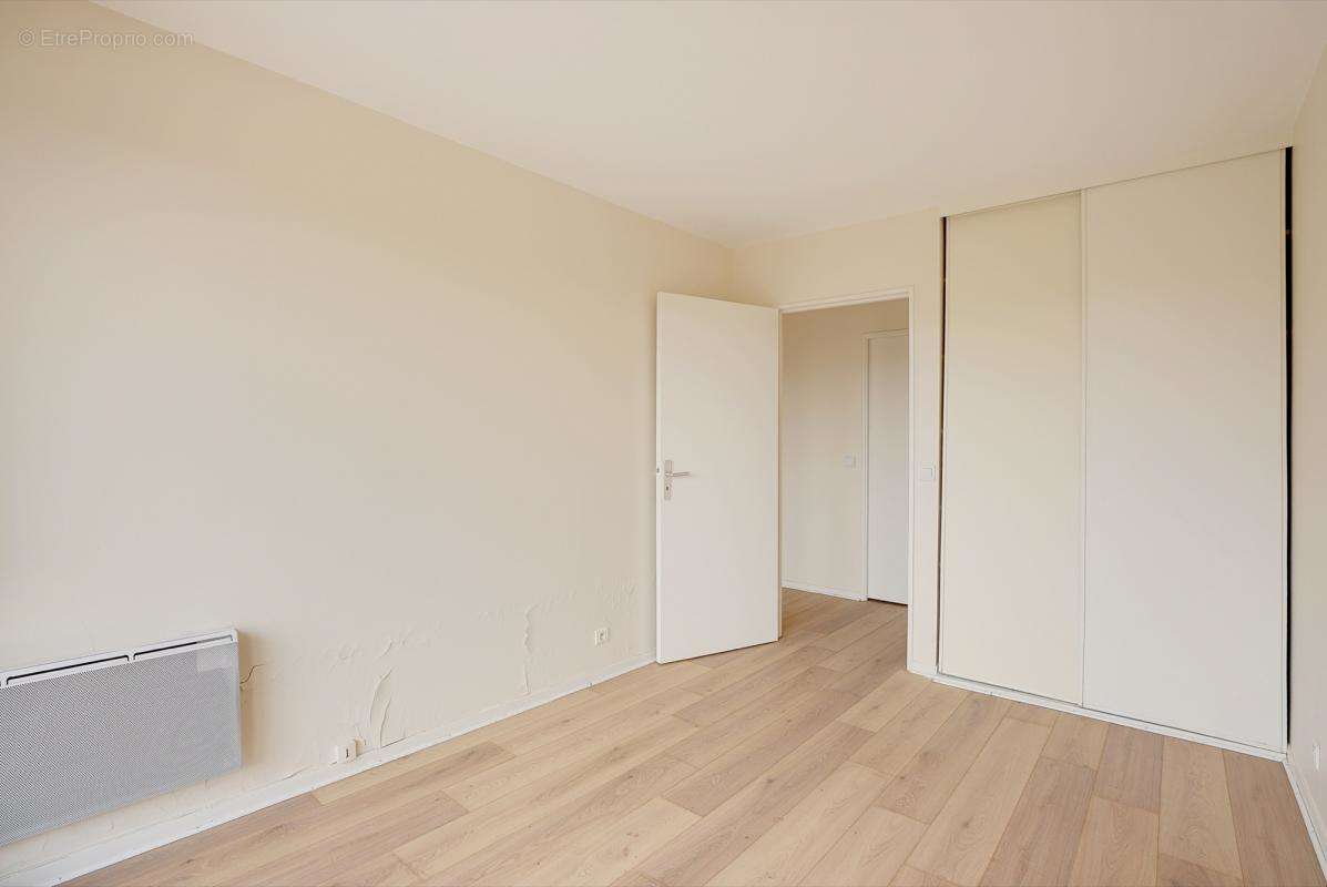 Appartement à PARIS-19E