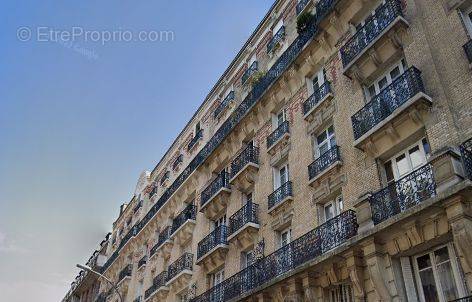 Appartement à ISSY-LES-MOULINEAUX