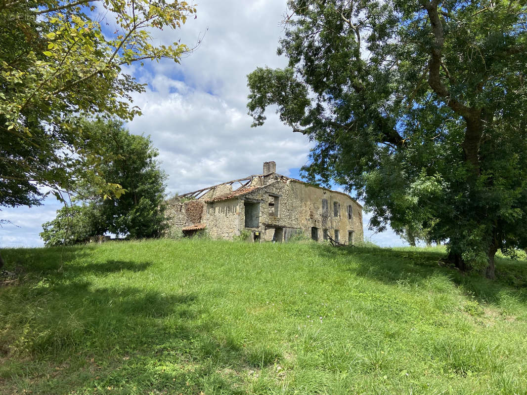 Maison à FOURCES