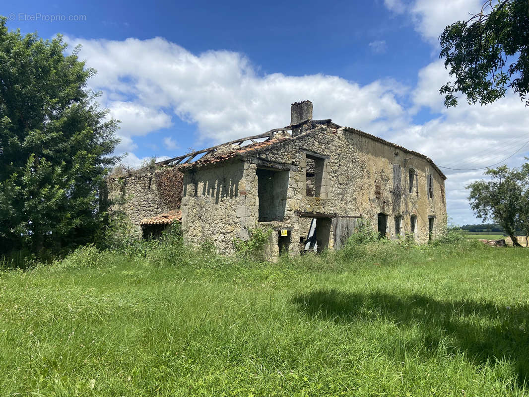 Maison à FOURCES