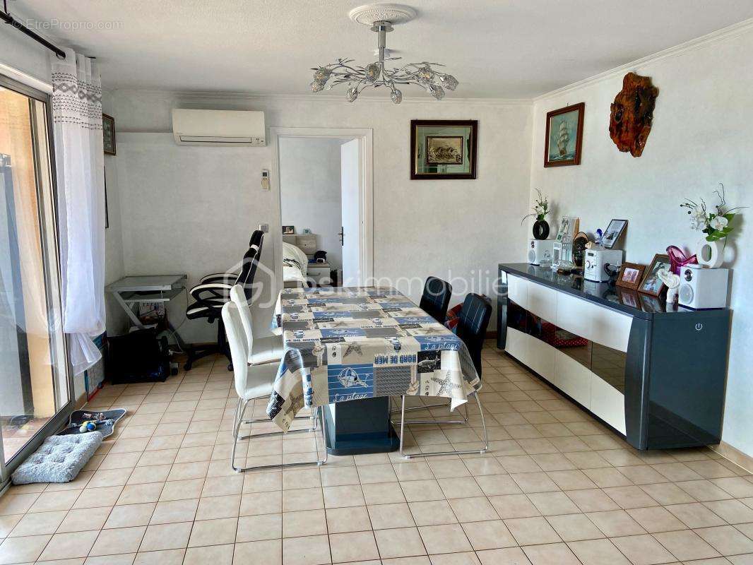 Appartement à FREJUS