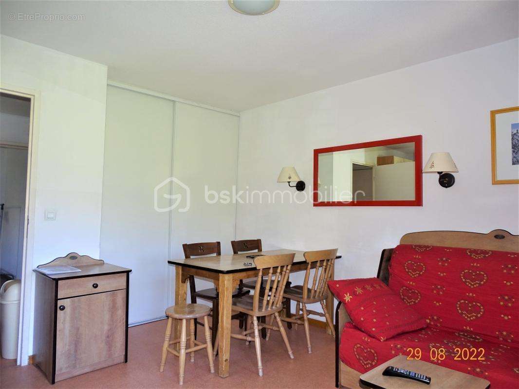 Appartement à SAINT-FRANCOIS-LONGCHAMP